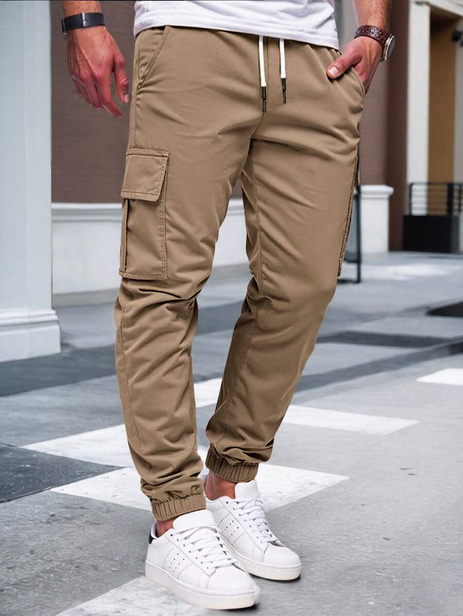 Men's Light Cargo Joggers With Pockets
