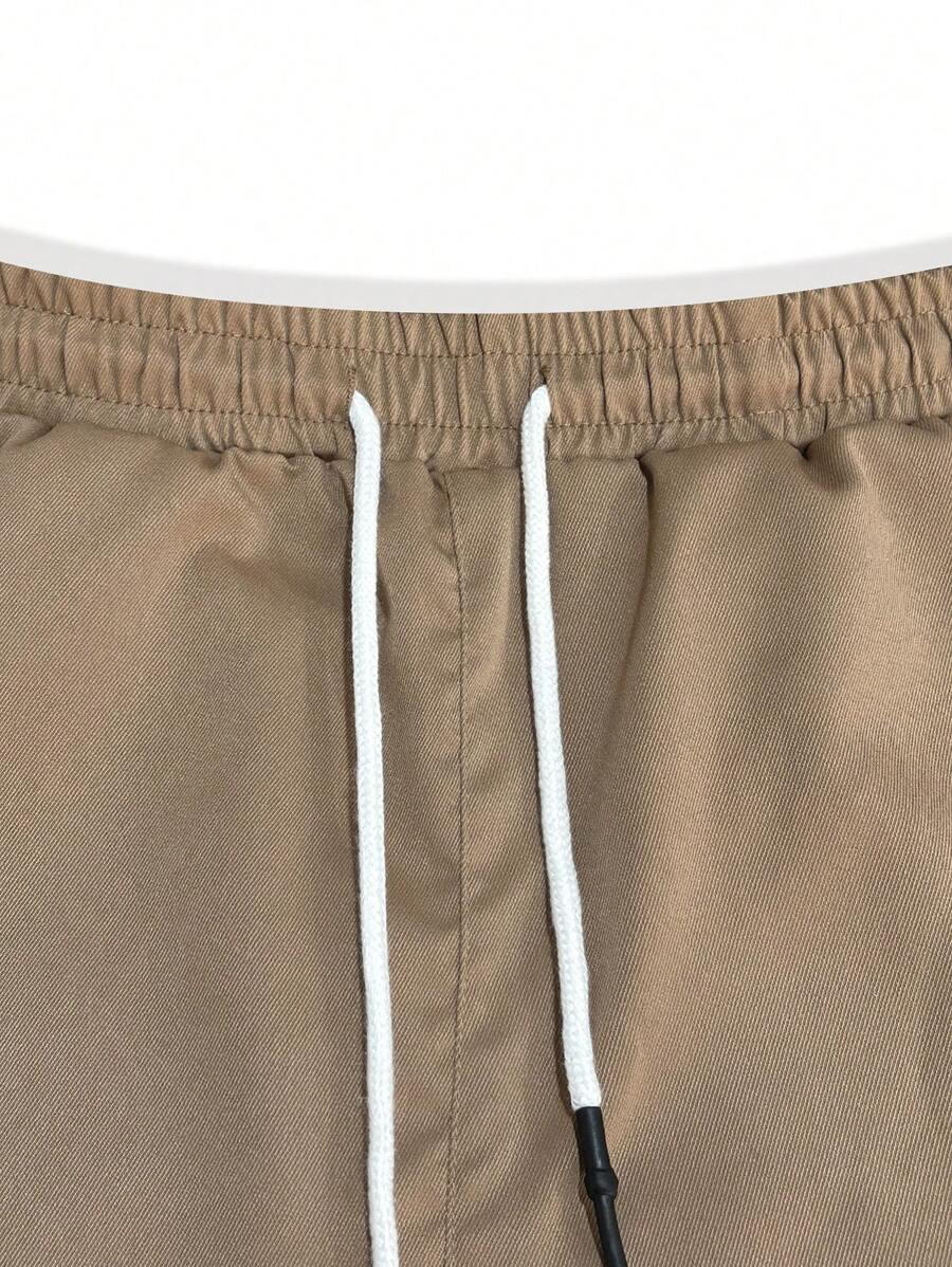Men's Light Cargo Joggers With Pockets