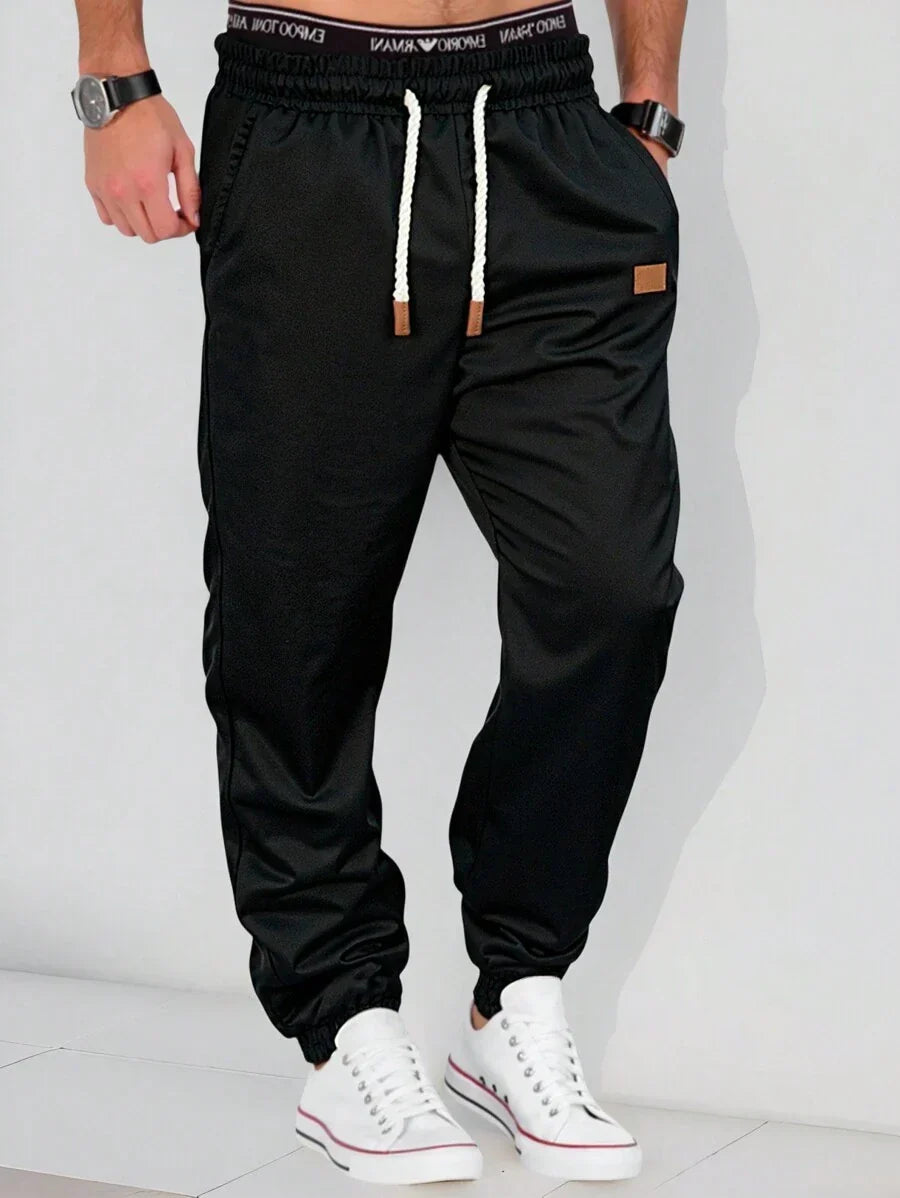 Men's Light Cargo Joggers With Pockets