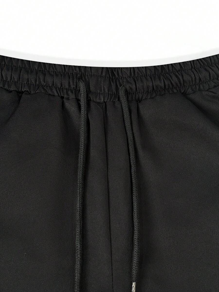 Men's Light Cargo Joggers With Pockets