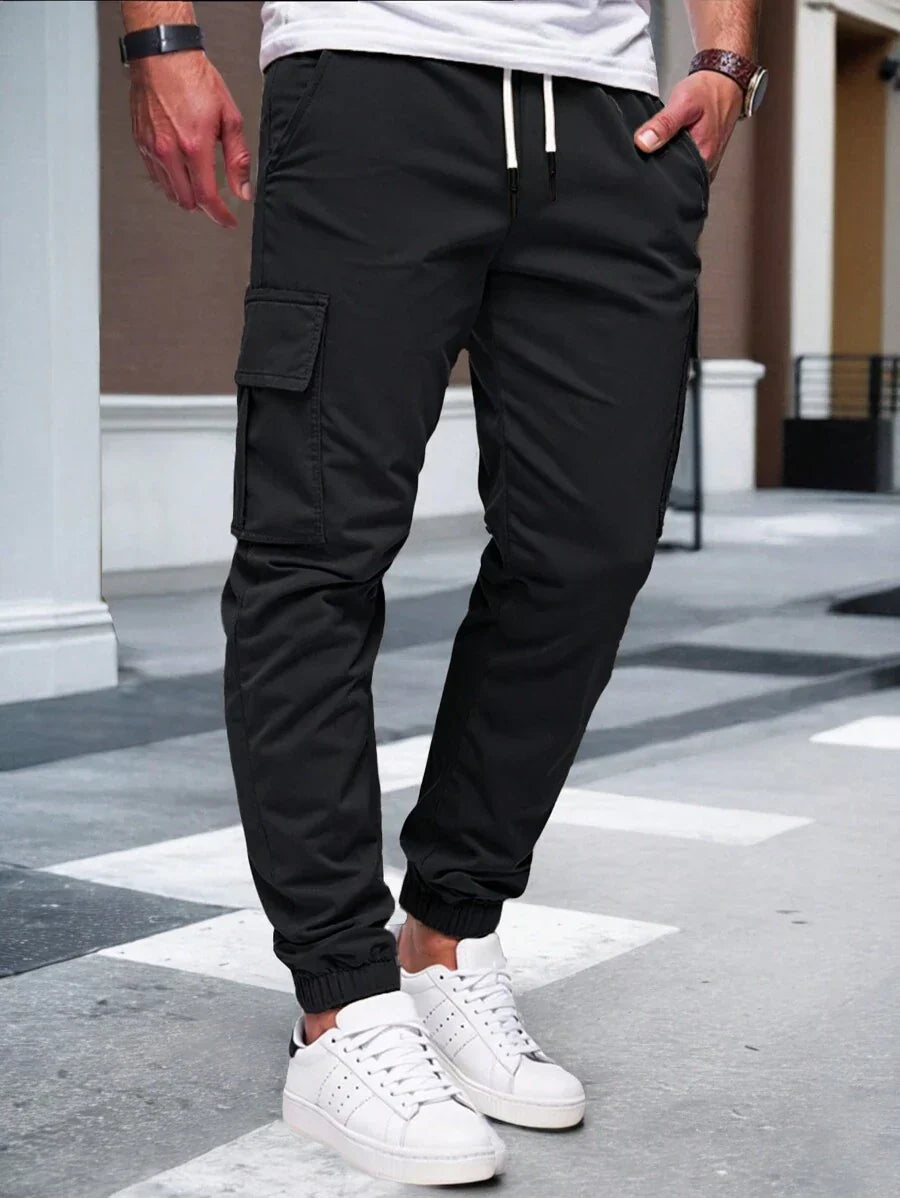 Men's Light Cargo Joggers With Pockets