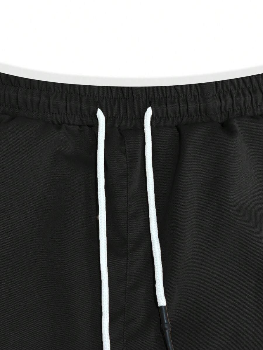 Men's Light Cargo Joggers With Pockets