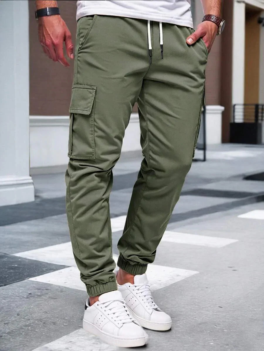 Men's Light Cargo Joggers With Pockets