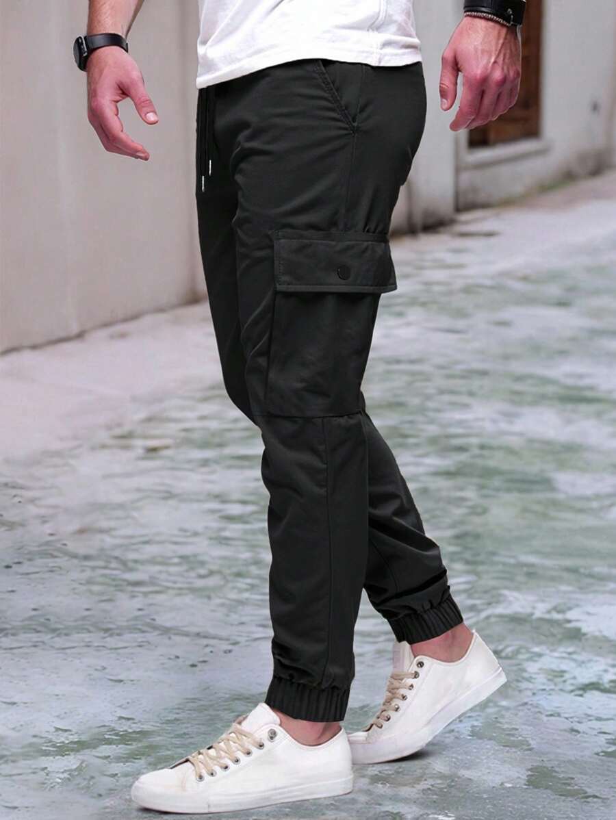 Men's Light Cargo Joggers With Pockets
