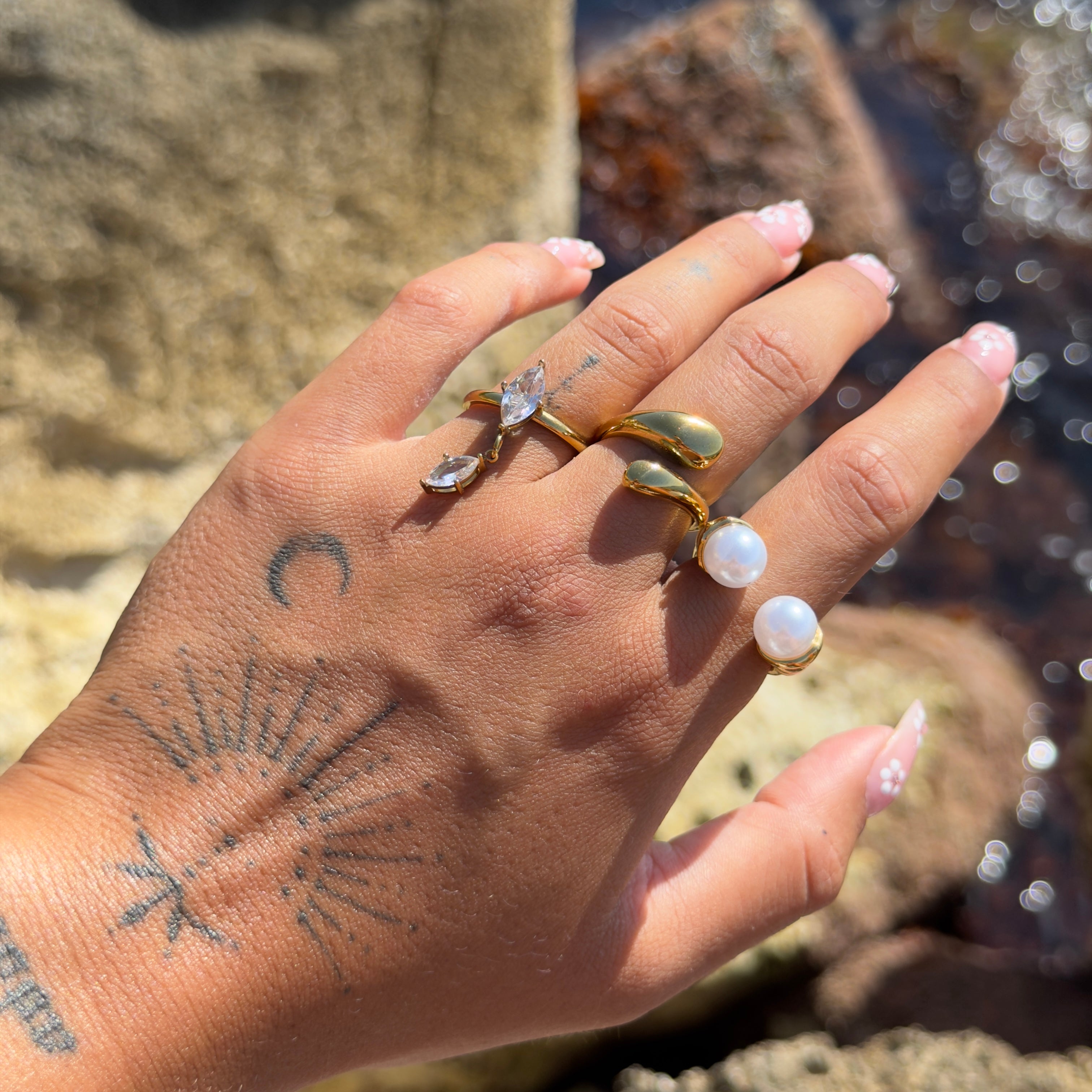 Pearla Ring (Adjustable)
