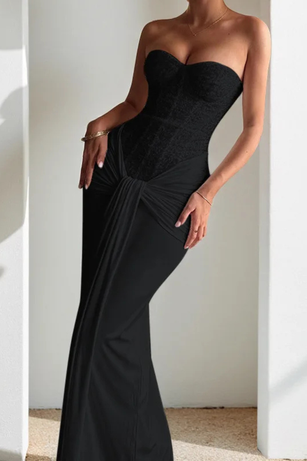 Abito lungo in pizzo da donna