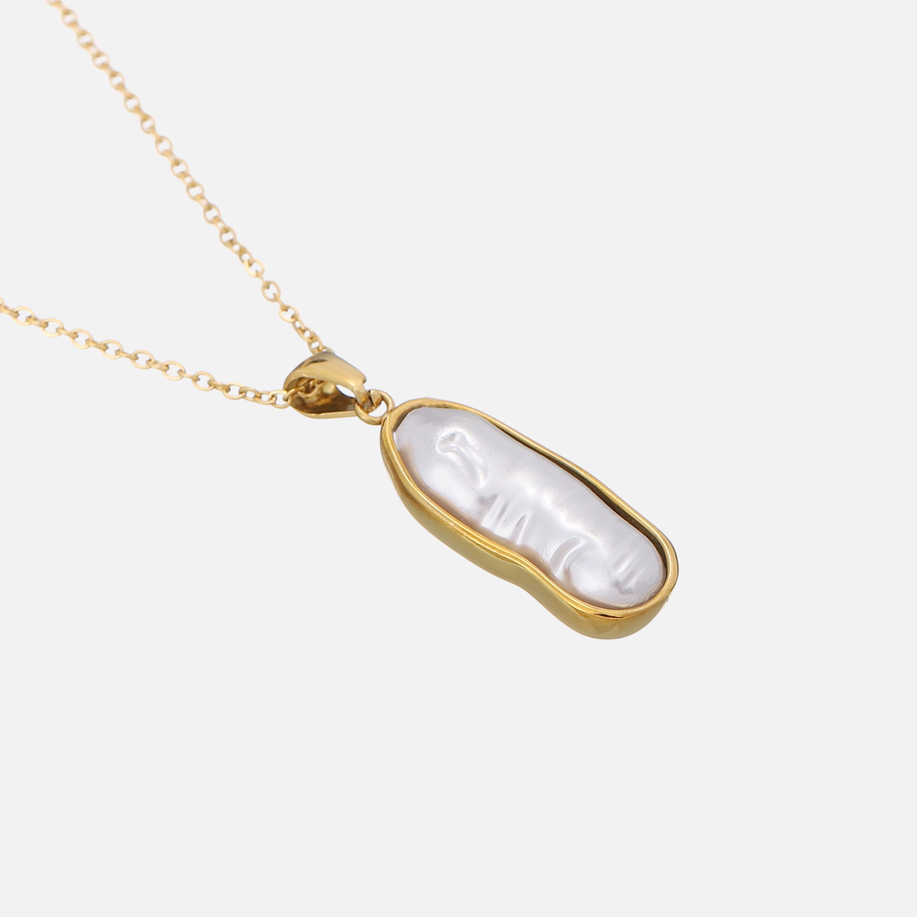 Isla Necklace