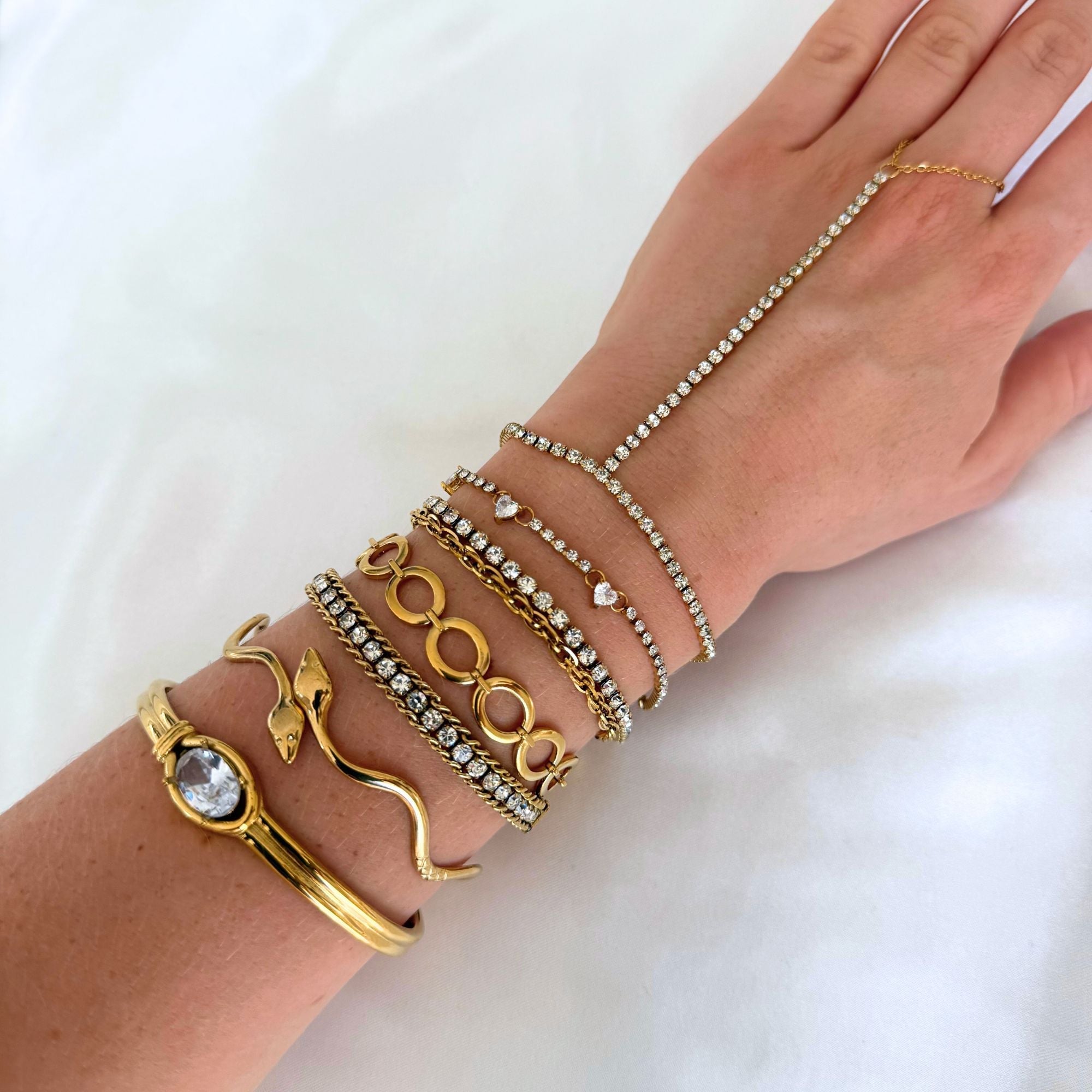 Maren Loop Bracelet | 18K Gold-Plated