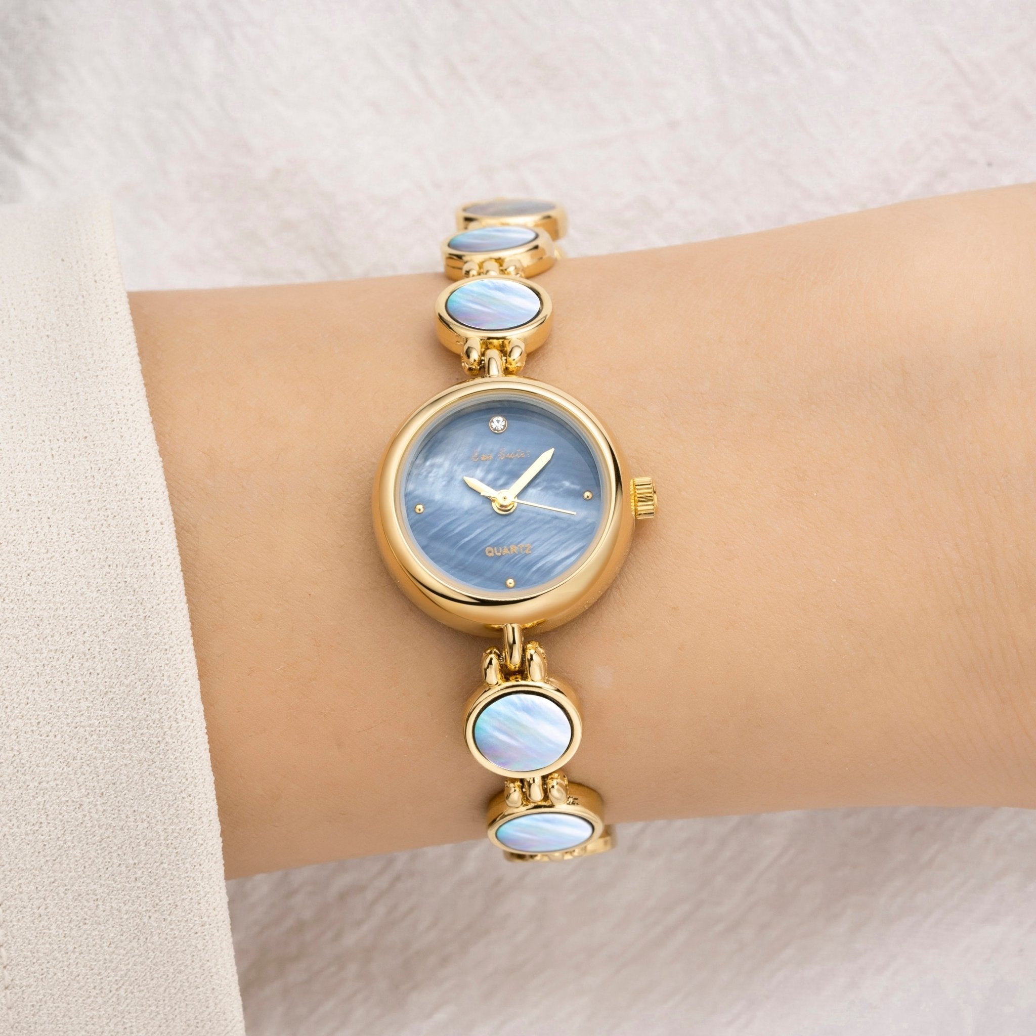 Coral | Moon Gold