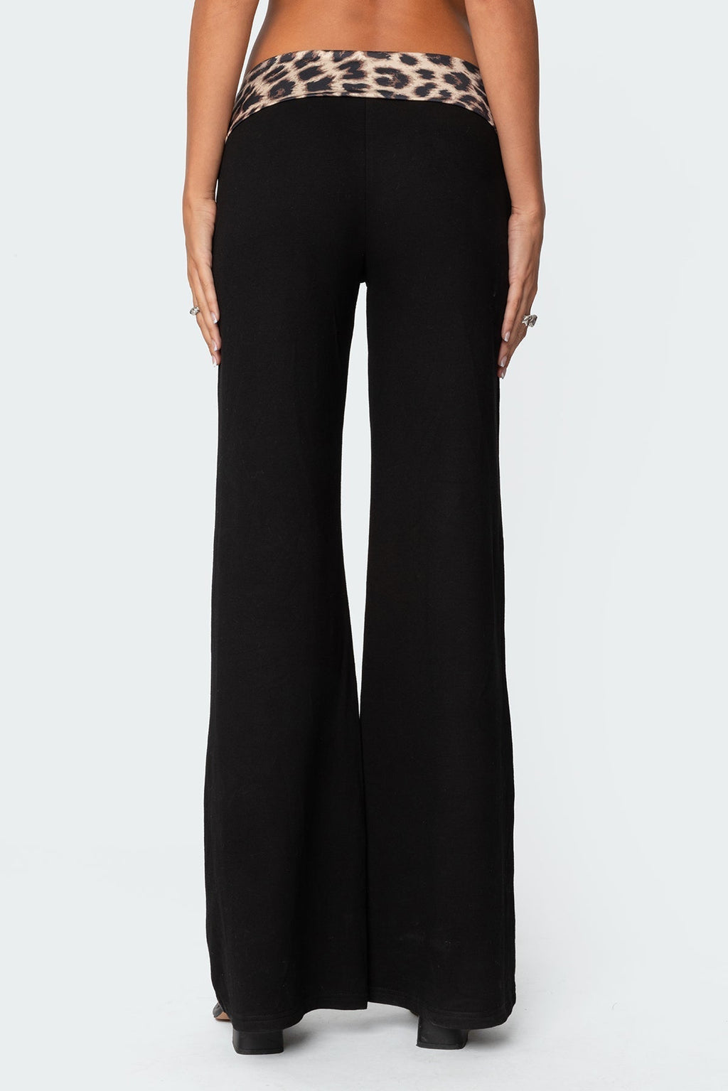 Anouk Leopard Flared Pants