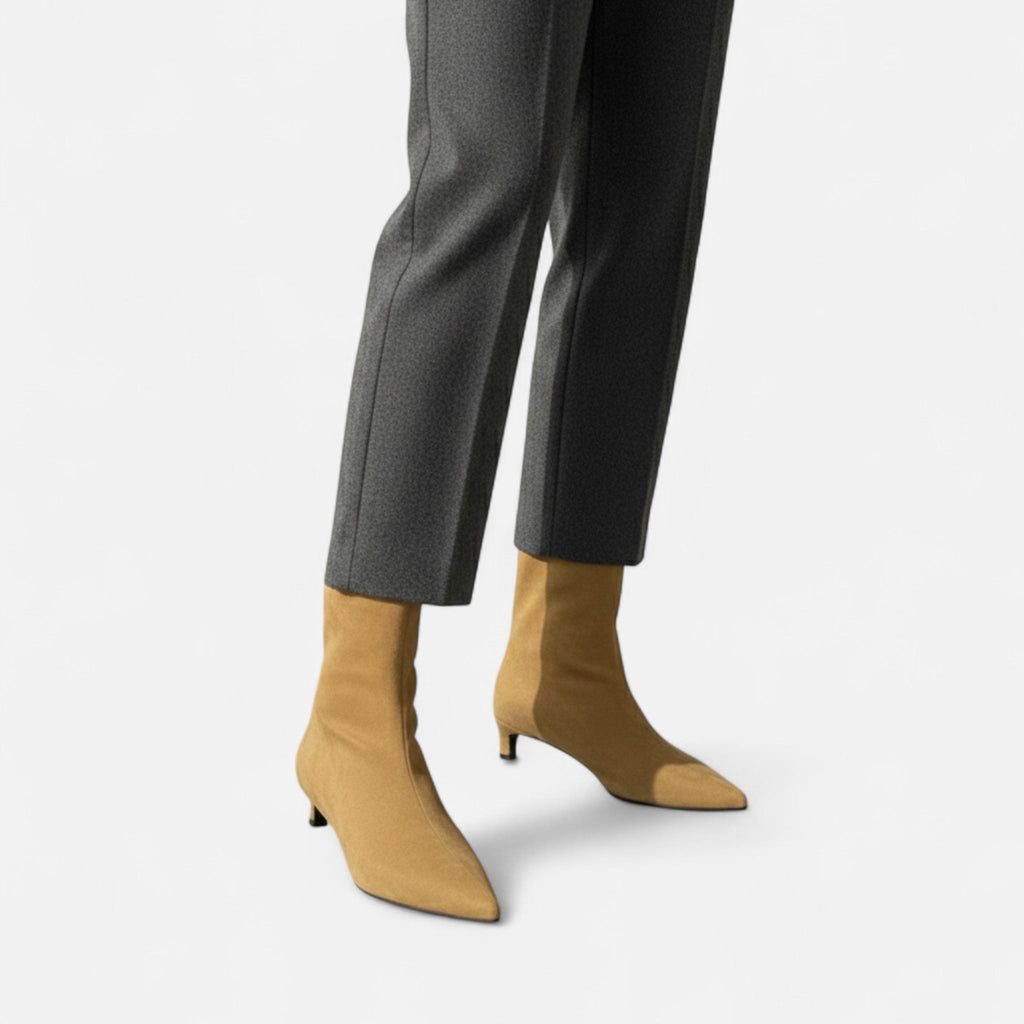 Women's Vintage Pointed Ankle Boots with Low Heel
