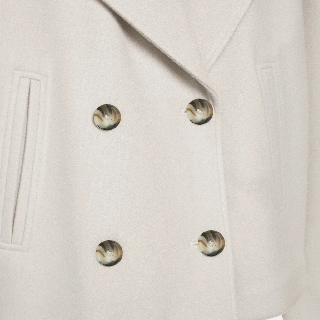 Women's Fitted Minimalist Jacket – Modern Structure, Effortless Elegance