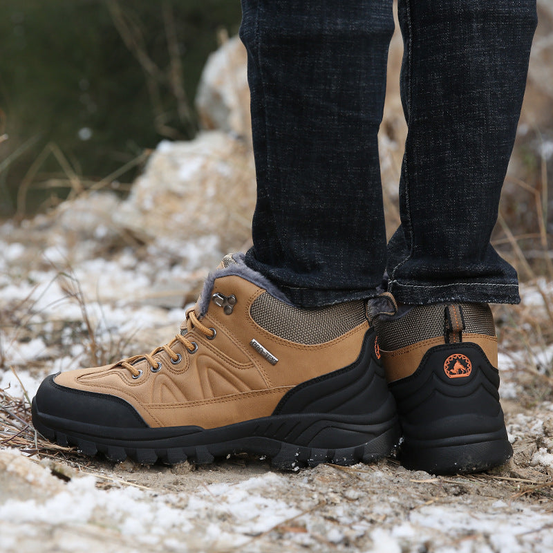 Men's Winter Trekking Shoes, Waterproof and Lined