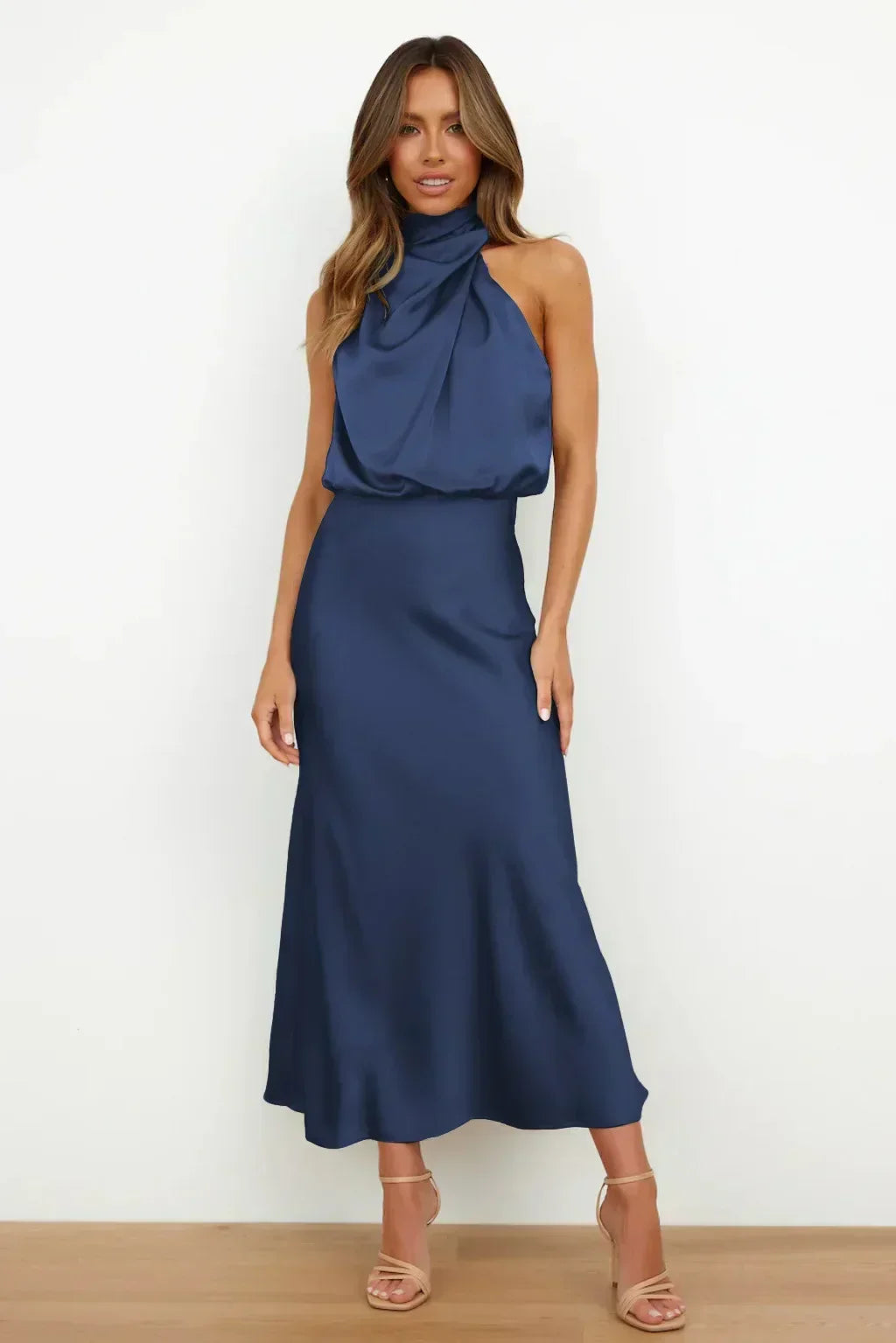 Vestido de noche elegante con cuello halter para mujer
