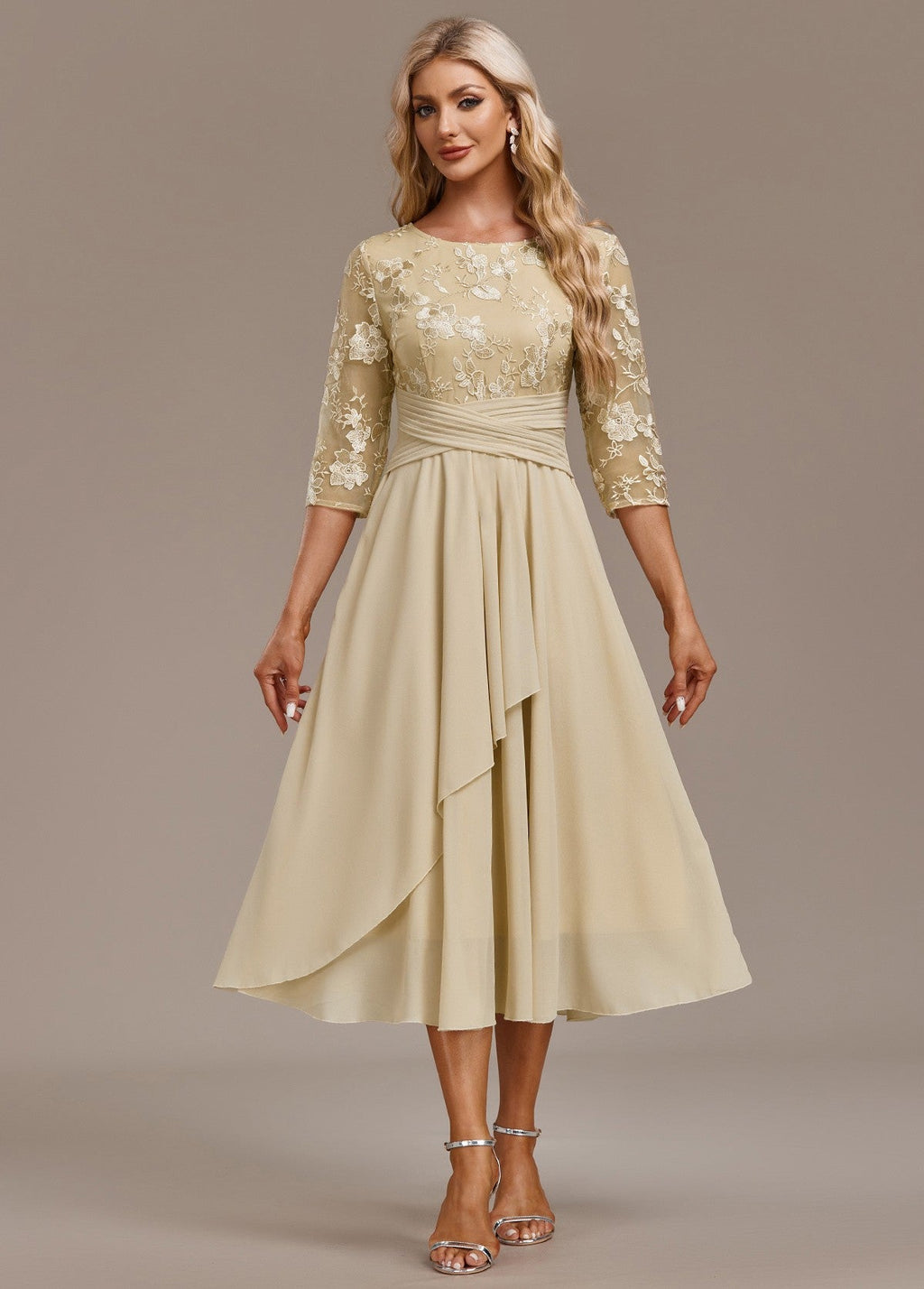 Women's Lace Midi Dress for Wedding Guests with Short Sleeves and Round Neckline
