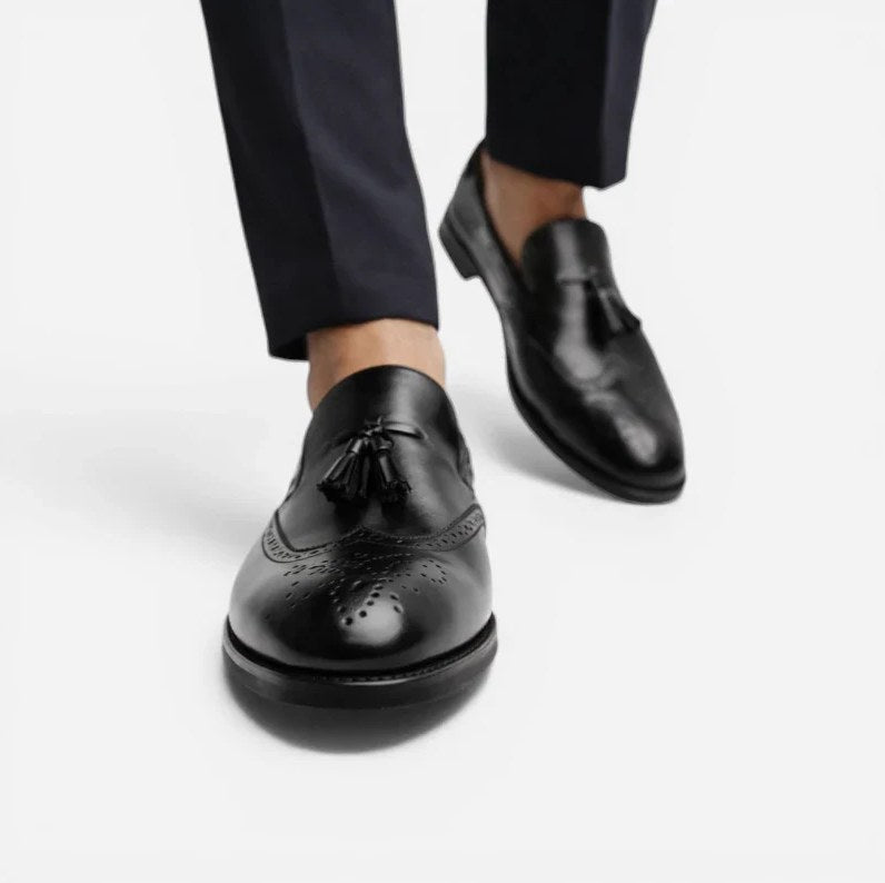 Men's Black Patent Leather Heeled Tassel Loafers