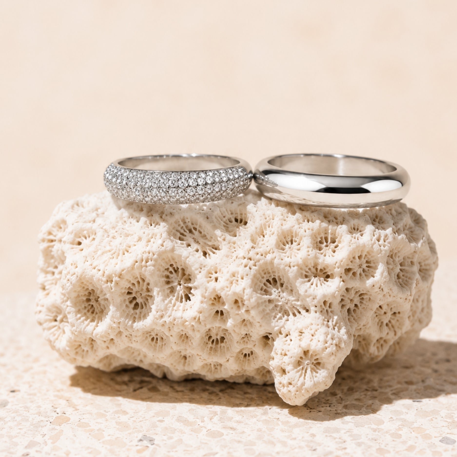 "Day & Night" Ring Set