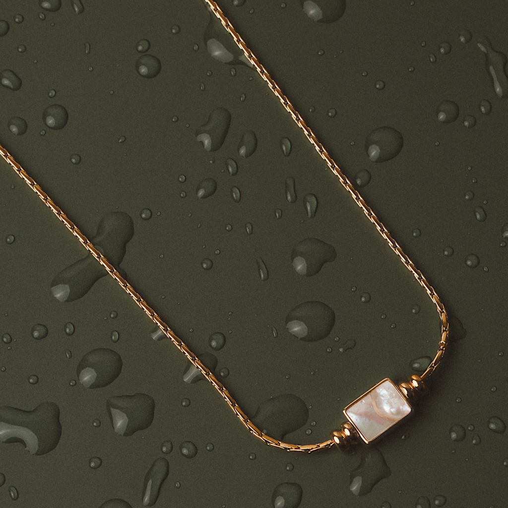 Lune Necklace