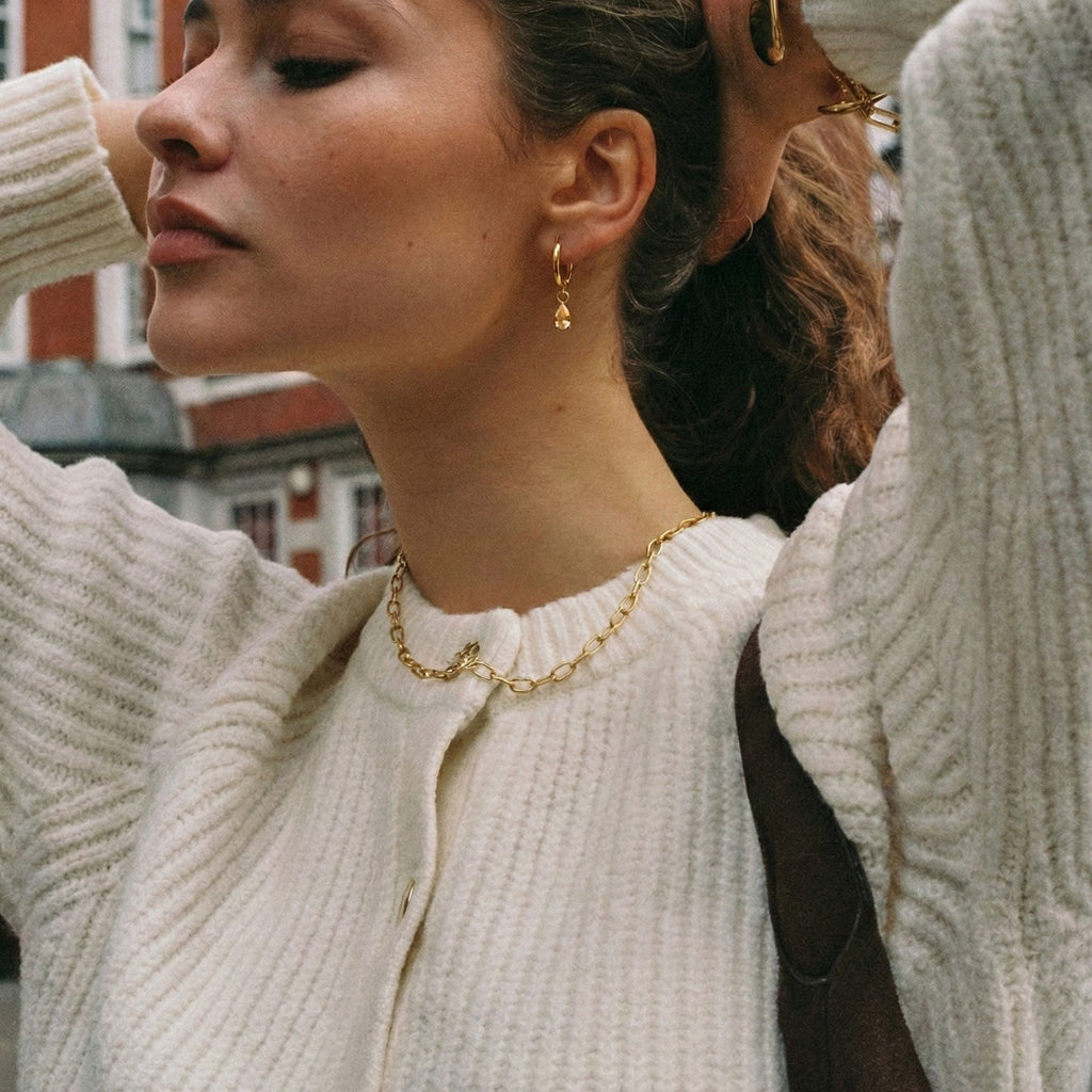 Rosé Drop Earrings
